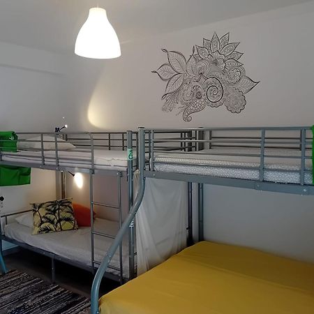 Paz & Amor Guest House - Peace & Love Назаре Екстериор снимка