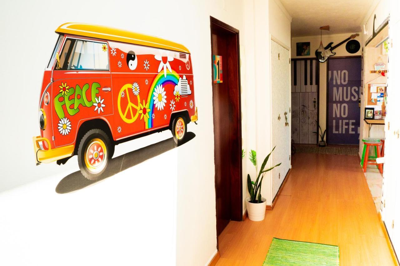 Paz & Amor Guest House - Peace & Love Назаре Екстериор снимка